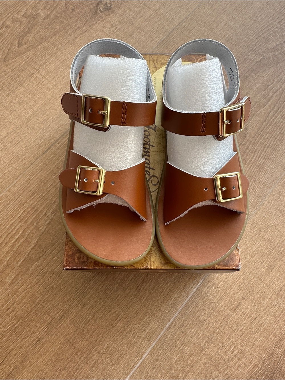 NEW IN BOX Footmates tide sandal size 9 TBBC